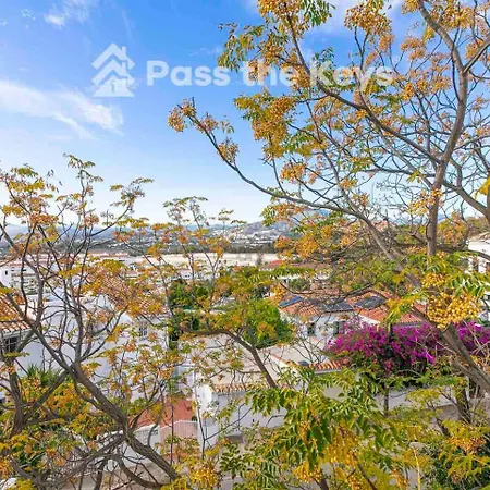 Apartment Pass The Keys Apt En Nueva Andalucia