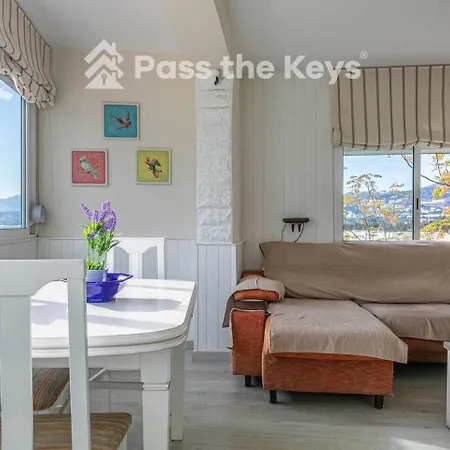 Pass The Keys Apt En Nueva Andalucia *